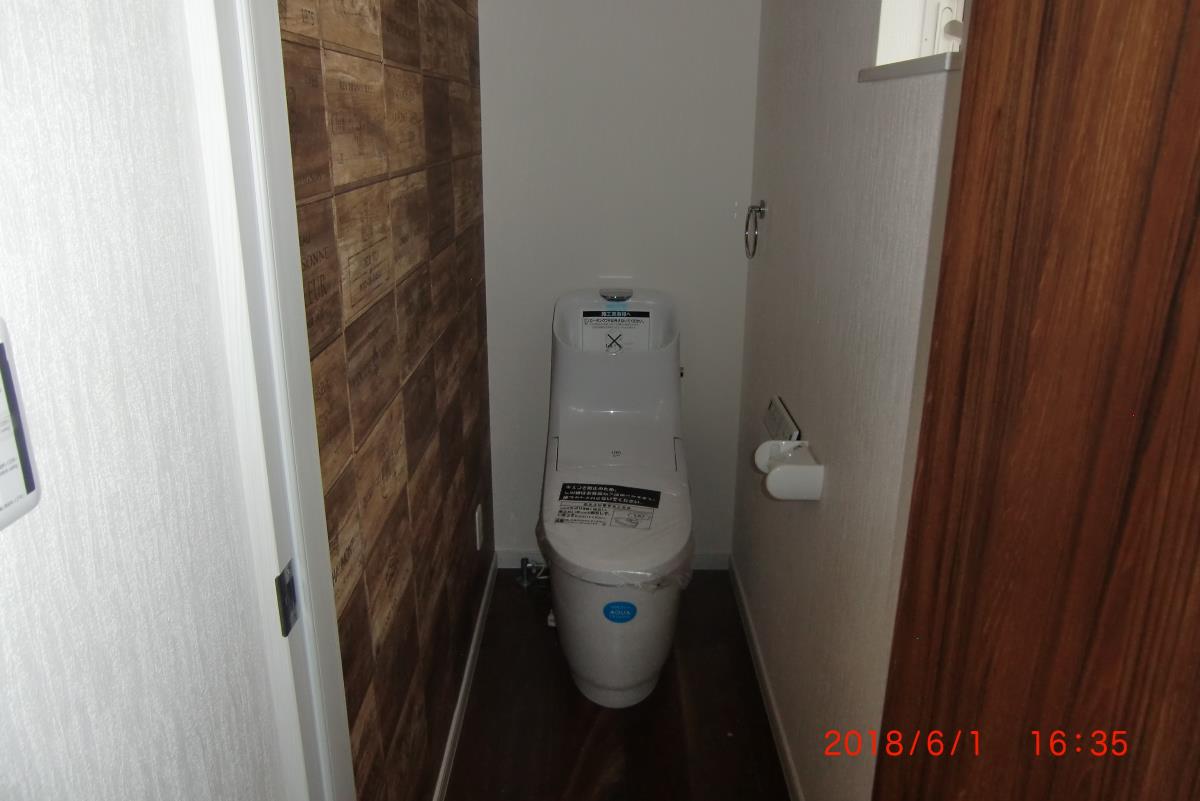 1F・2F最新式水栓トイレ